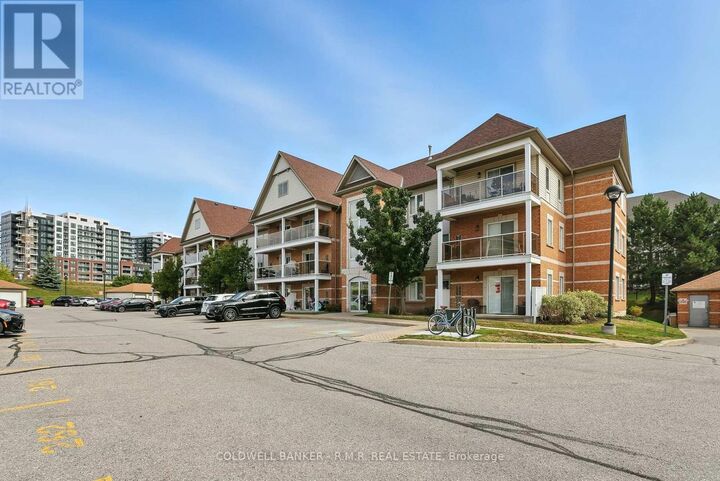 Property Photo: 124 Aspen Springs Drive 310 ON L1C 0G8