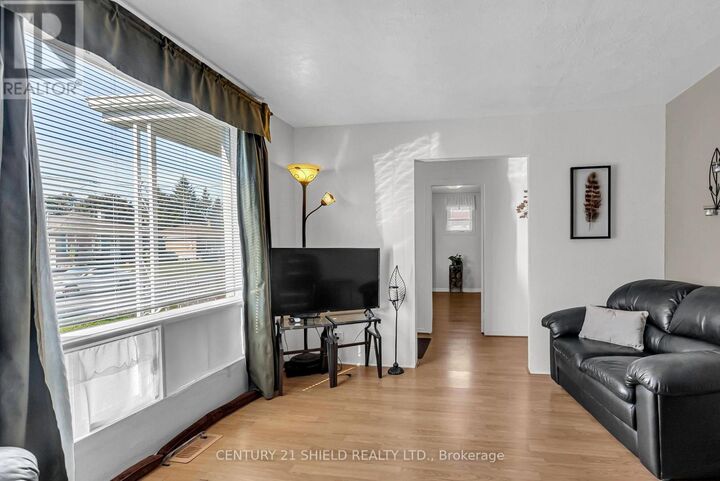 Photo de la propriété:  1201 Daly Avenue  ON K6J 4W1 