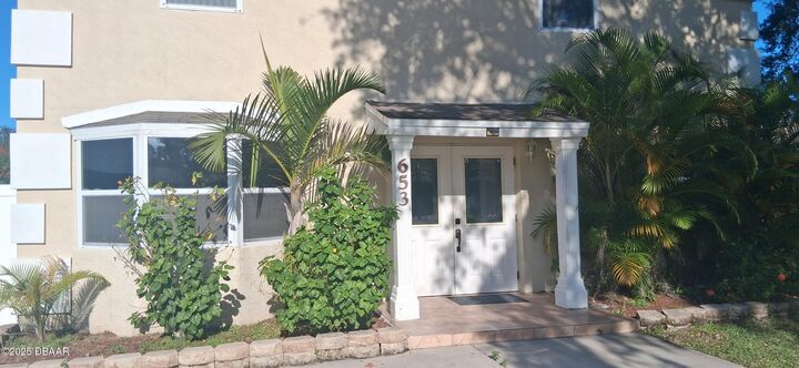 Property Photo:  653 Sweetwood Drive  FL 32127 