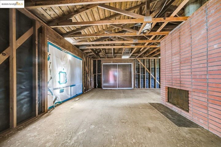 Property Photo: 11201 Lochard Street CA 94605