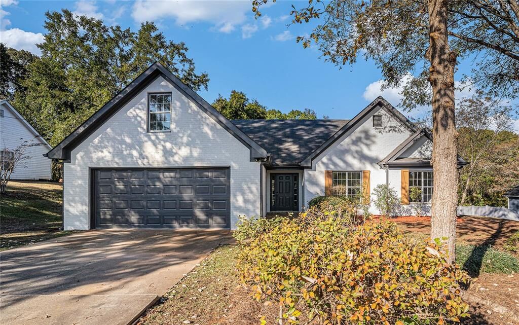 Property Photo: 1861 Crowell Road SW GA 30094