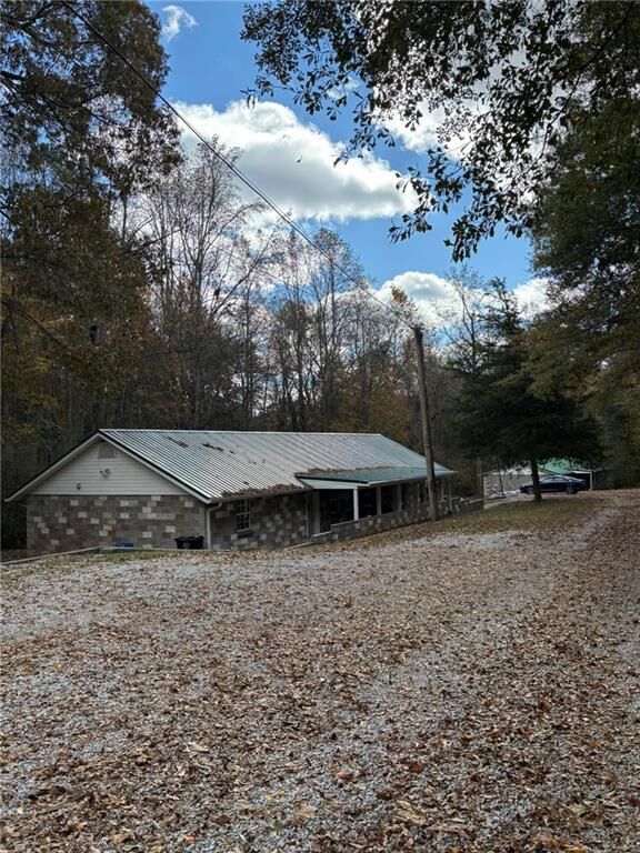 Property Photo: 1628 Rockmart Road GA 30180