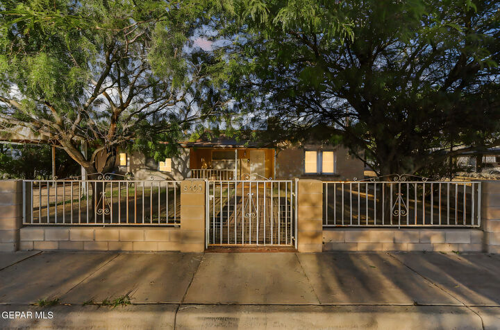 Property Photo: 8405 Pinon Street TX 79907