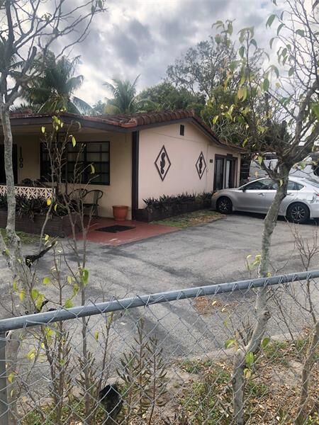 1100 NW 19th St  Fort Lauderdale FL 33311 photo