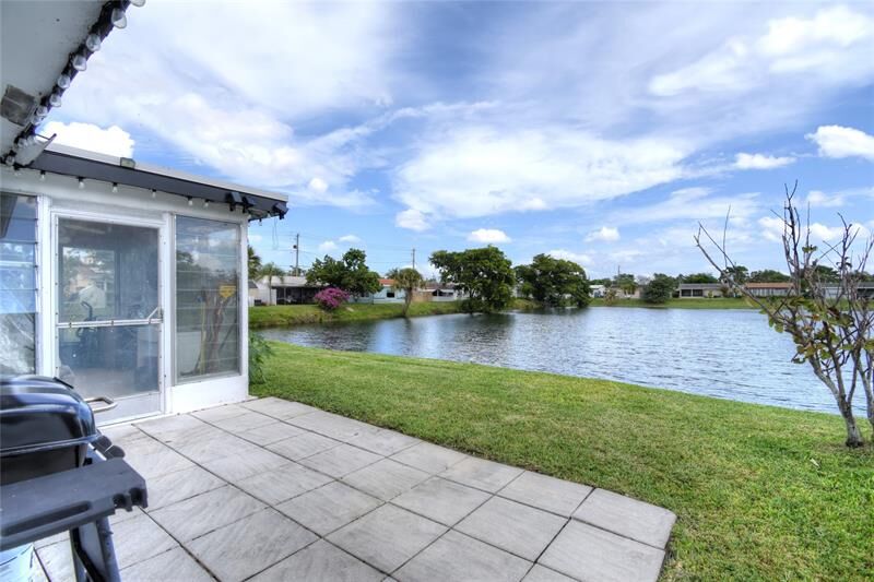 Property Photo:  4804 NW 27th Ter  FL 33309 