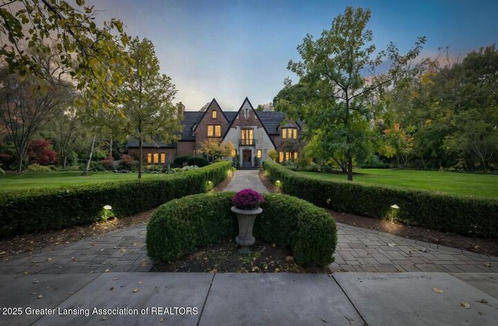 Property Photo:  728 Audubon Road  MI 48823 