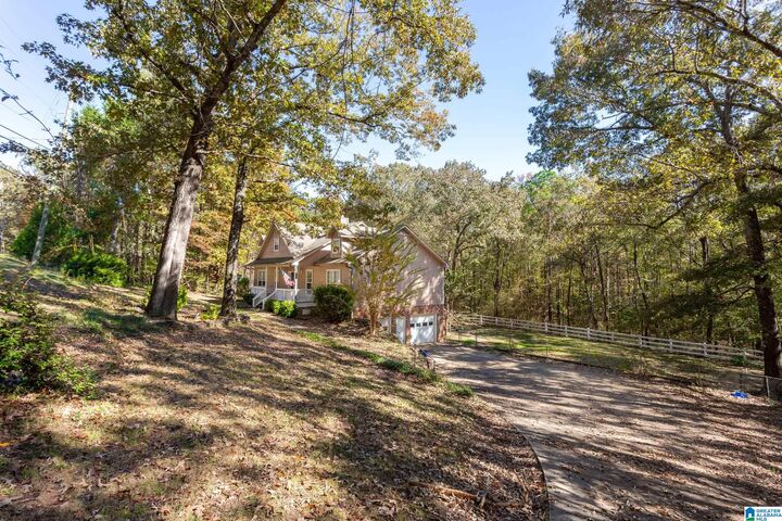 Property Photo:  160 Koa Road  AL 35135 