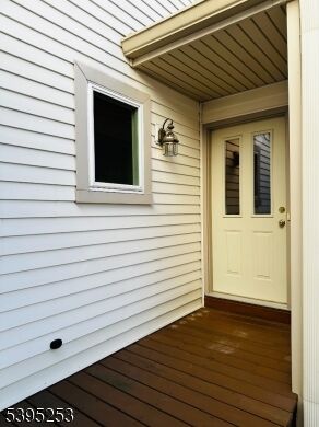 Property Photo: 6 Hancock Ct NJ 07045