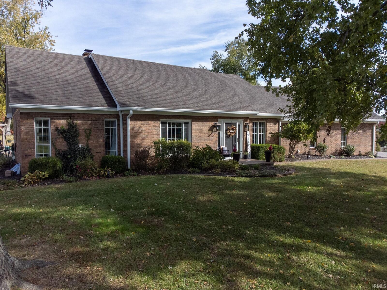 Property Photo: 6700 Blue Spruce Drive IN 47630