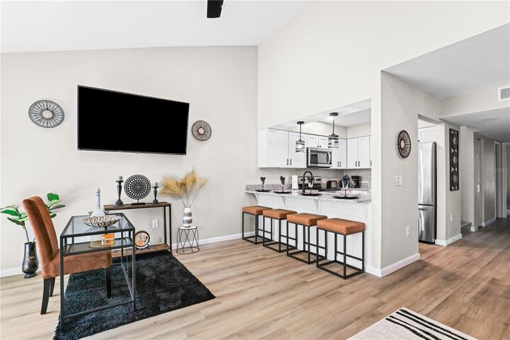 Property Photo: 4401 SW 21st Lane FL 32607