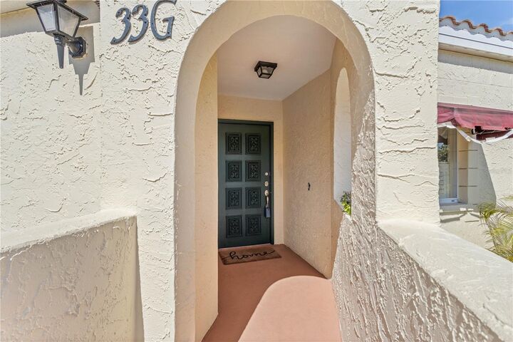 Property Photo: 6101 34th Street W 33G FL 34210