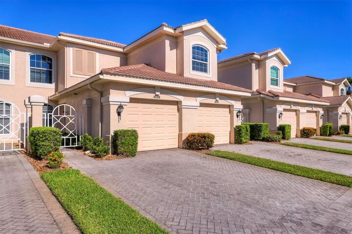 Property Photo: 4508 Cinnamon Drive 2306 FL 34238