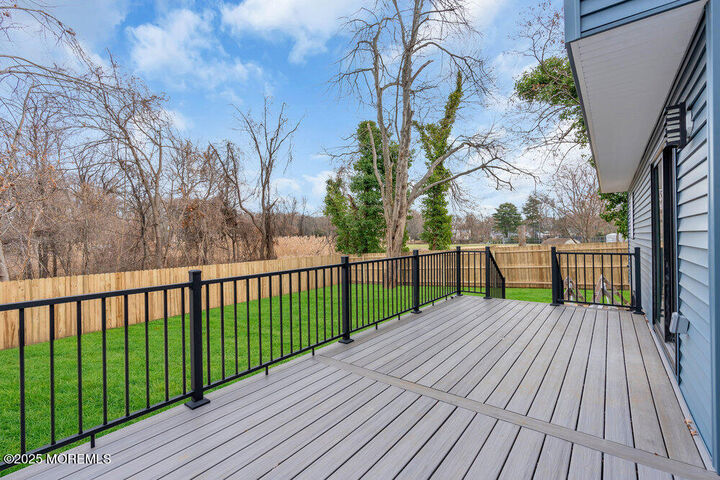 Property Photo:  124 Robinson Place  NJ 07702 