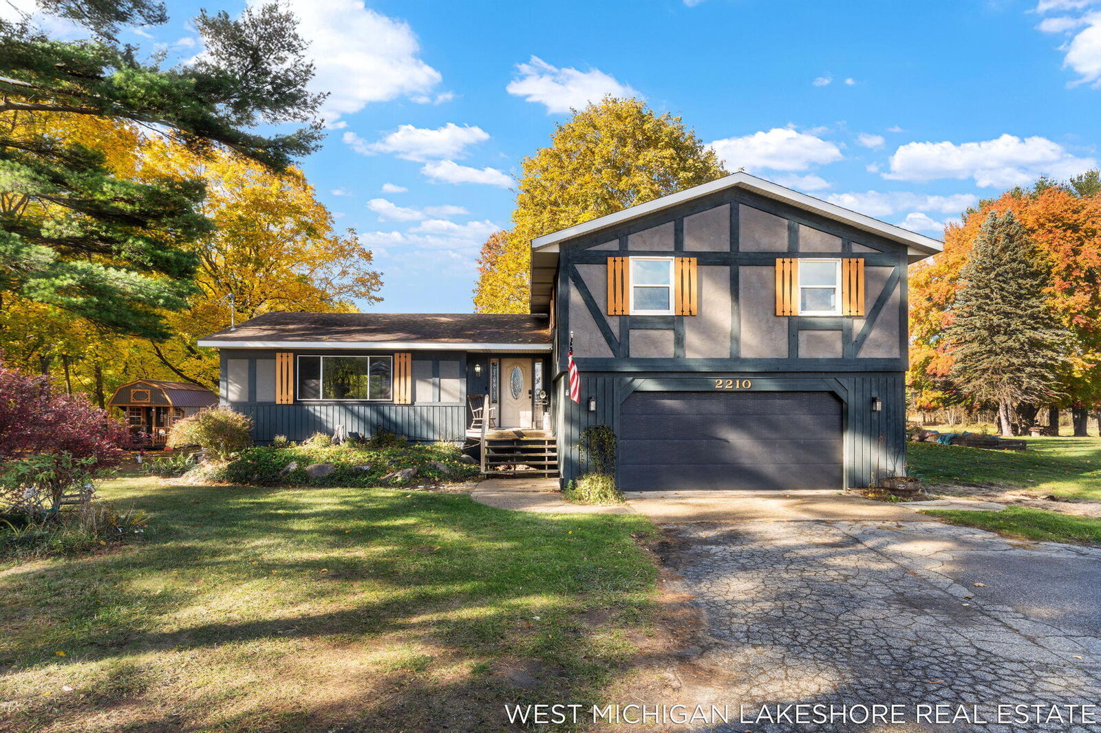 Property Photo: 2210 S 58th Street MI 49408