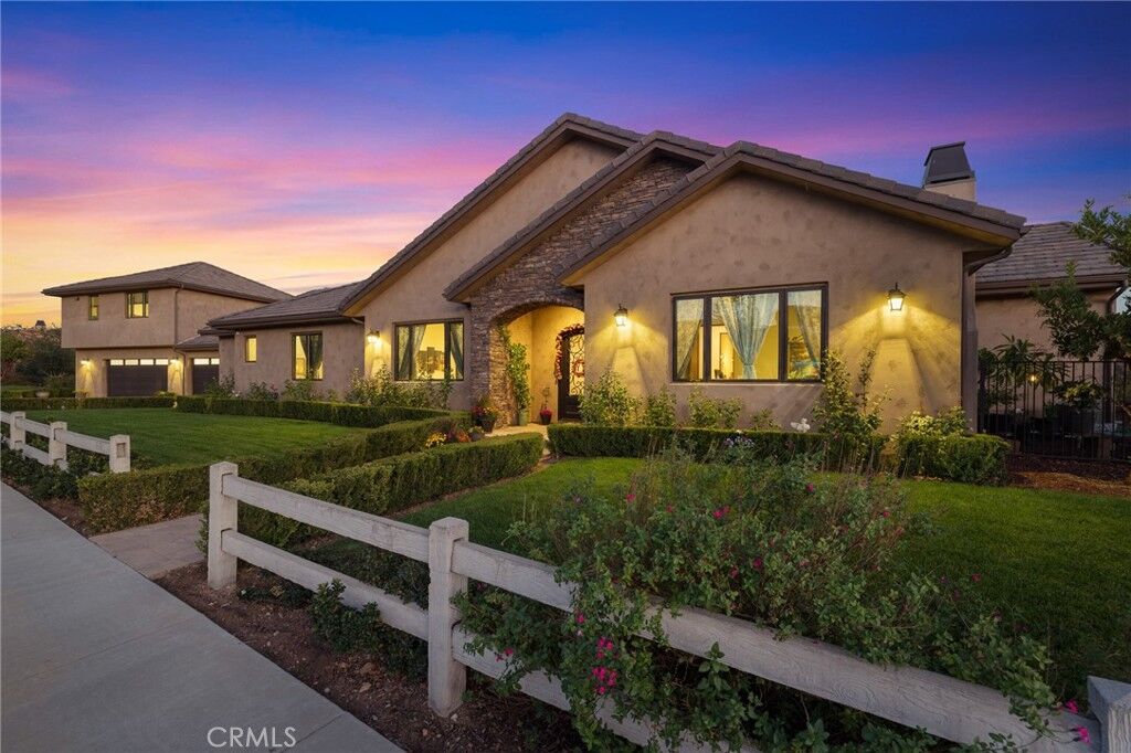 Property Photo:  4004 Snowgoose Street  CA 93065 