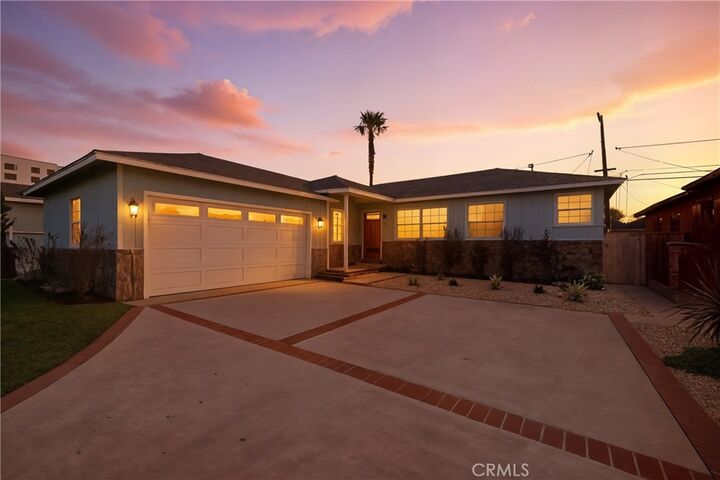 Property Photo:  2915 W 129th Place  CA 90249 