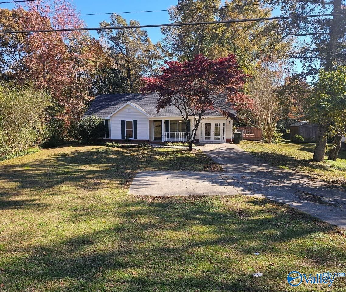 Property Photo: 3492 Winchester Road E AL 35671