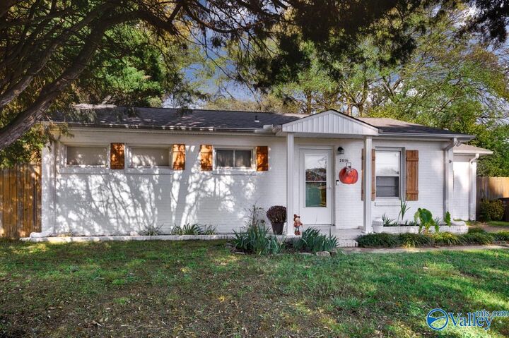 Property Photo: 2016 13th Street SE AL 35601