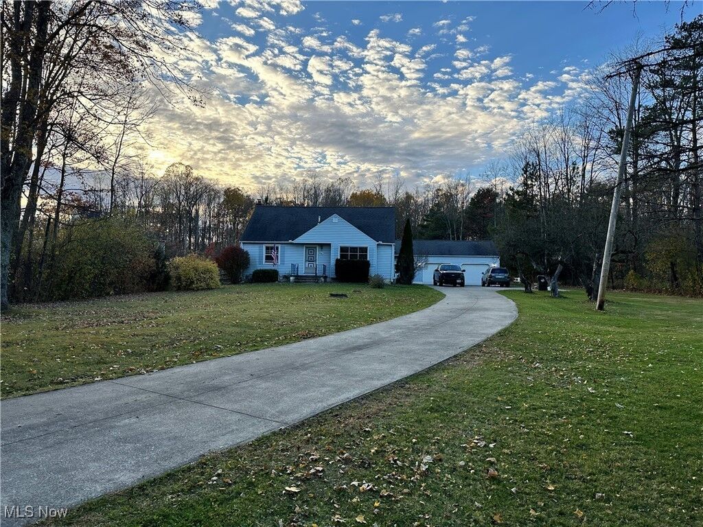 Property Photo: 651 Parker Road OH 44202