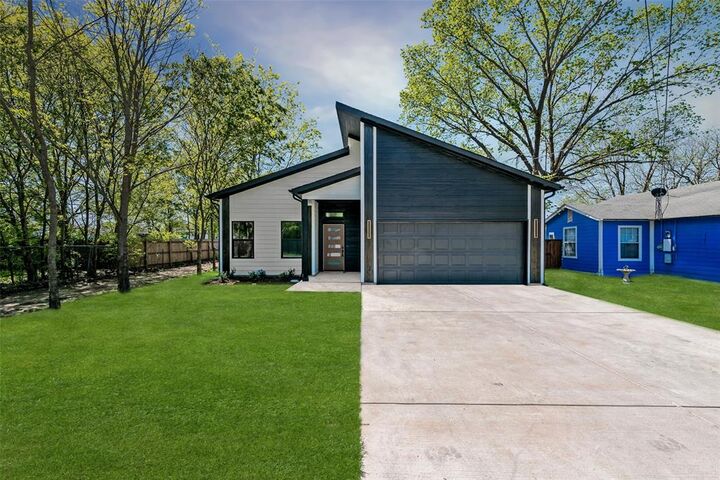 Property Photo: 4515 Eutopia Street TX 75401