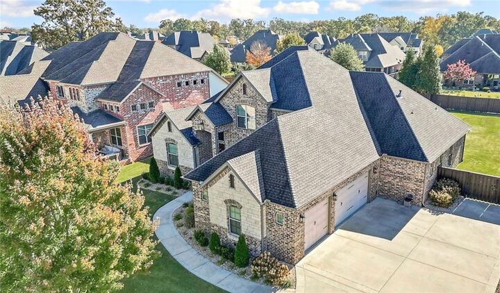 Property Photo:  3221 Laurel Circle  AR 72719 