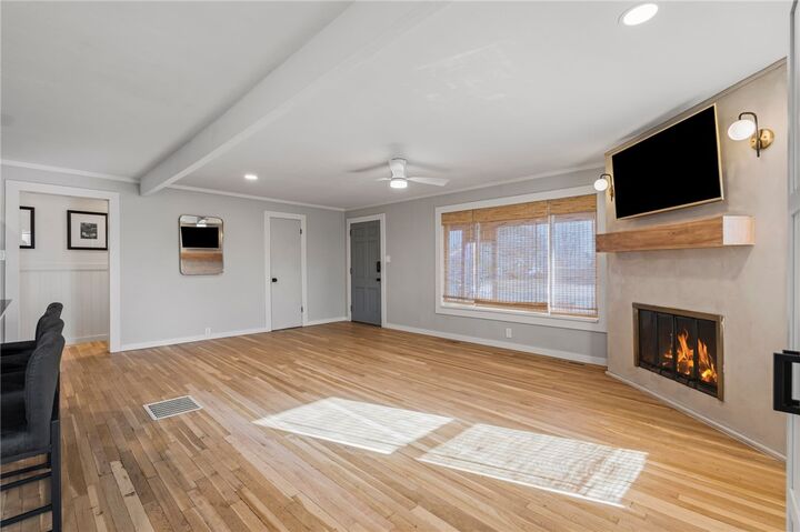 Property Photo: 908 N 9th Street AR 72756