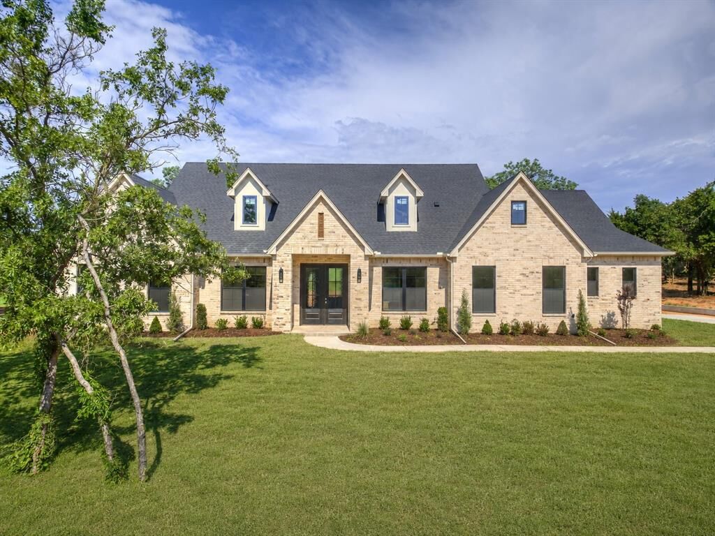 Property Photo: 12824 Hidden Trail OK 73007