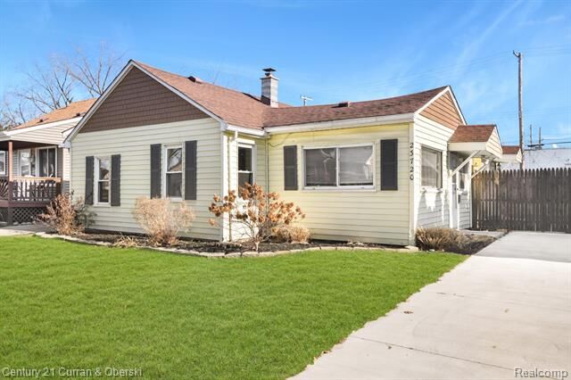 Property Photo:  23720 Melville Avenue  MI 48030 