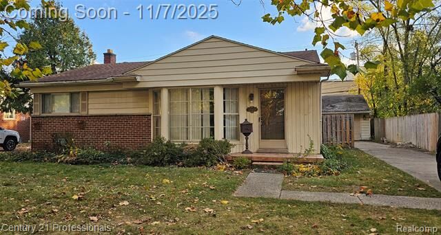 Property Photo: 27427 Vargo Street MI 48152