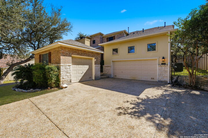 Property Photo:  410 Heather Ridge  TX 78260 