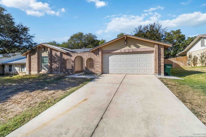Property Photo: 5339 Vista Glen TX 78247