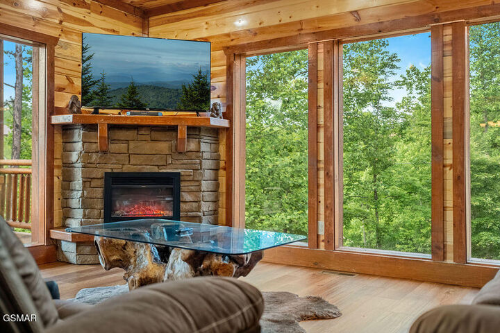 Property Photo: 2864 Owens Rdg Way TN 37876