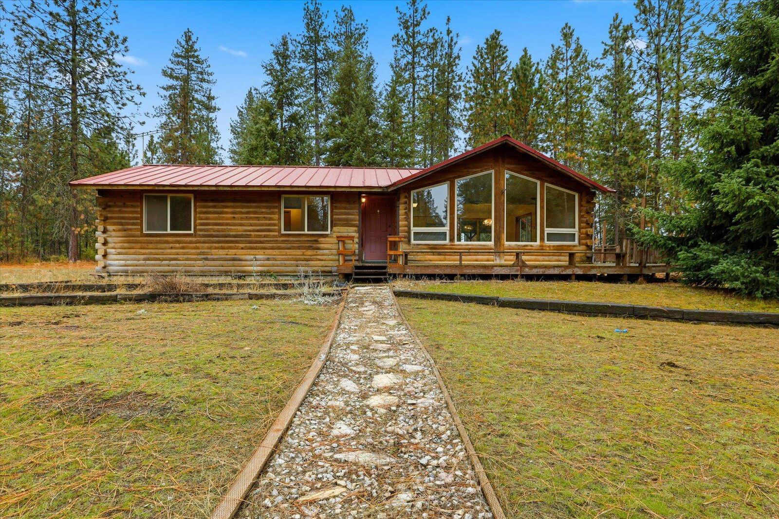 Property Photo:  3311 Viewridge Ln  WA 99181 
