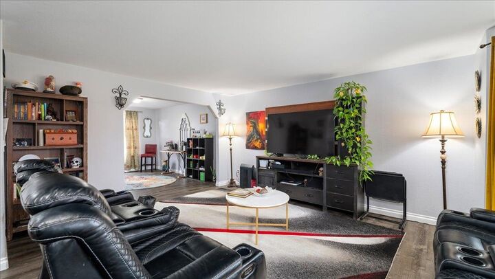 Property Photo: 7011 S Mudlen St WA 99004