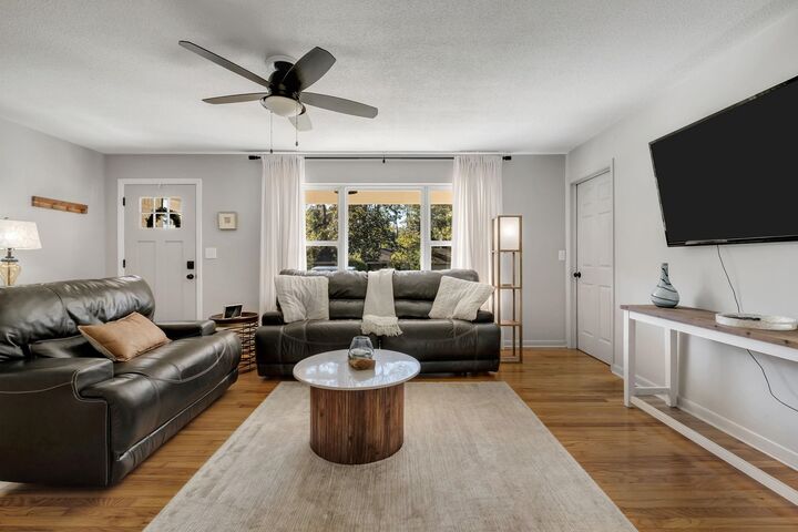 Property Photo: 212 Hoffman Drive FL 32312