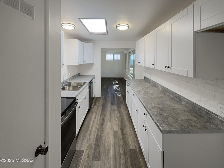 Property Photo: 9159 E Broadway Boulevard A AZ 85710