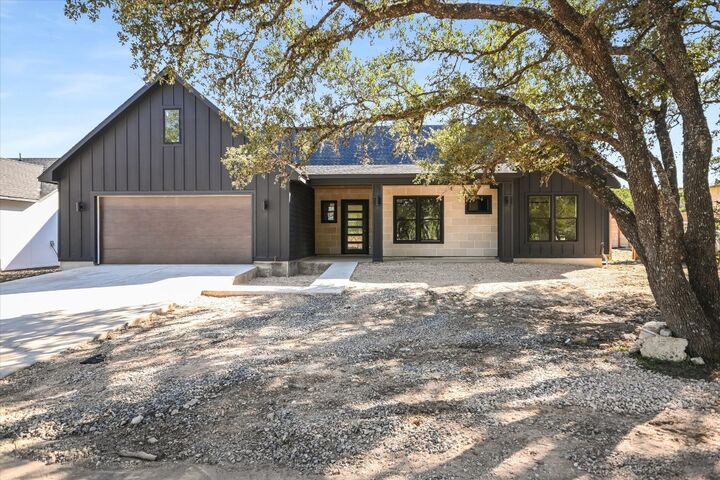Property Photo: 52 War Bonnet TX 78676