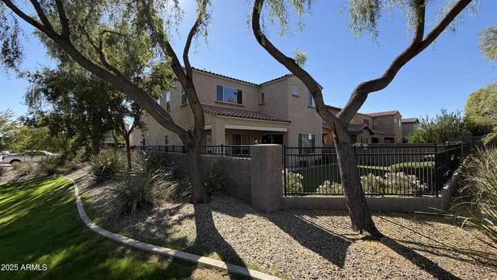 Property Photo: 4536 E Walter Way AZ 85050