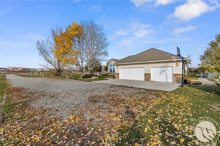 Property Photo:  2605 62nd Street W  MT 59106 