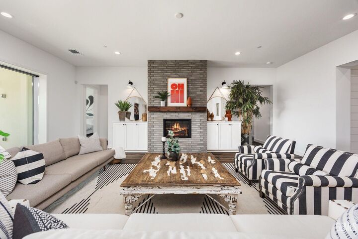 Property Photo:  7108 Wintersweet Drive  CA 93312 