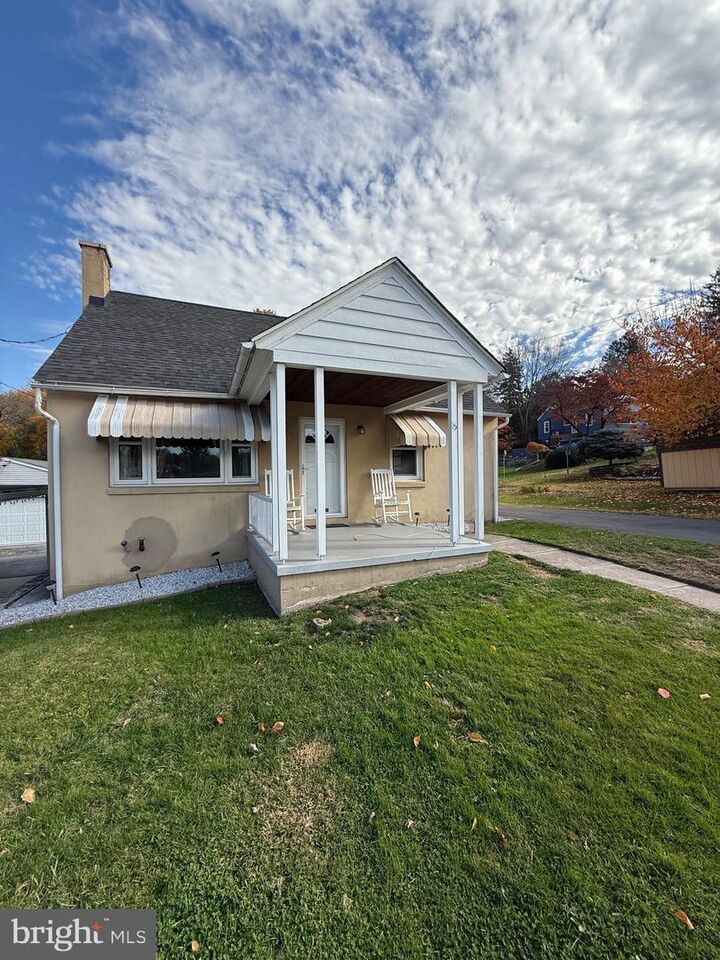 Property Photo: 15 Lake Street PA 19540