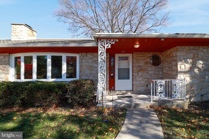 Property Photo: 661 Colleen Drive PA 17109