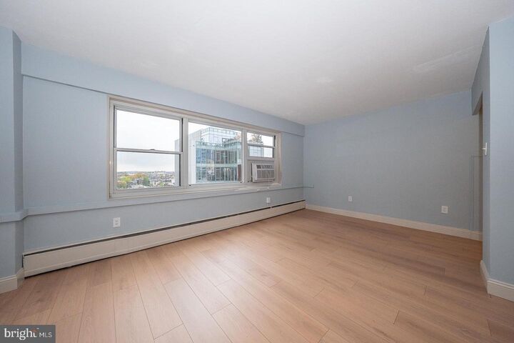 Property Photo:  118 S 21st Street 1007  PA 19103 