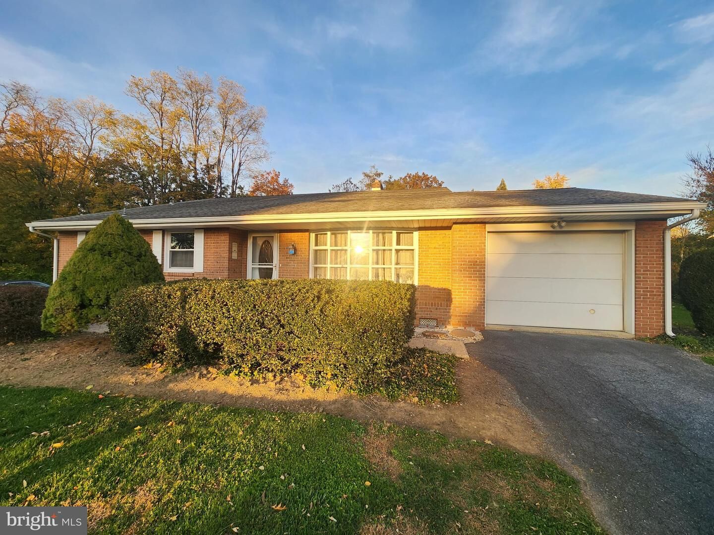 Property Photo:  103 Main Street  PA 17501 