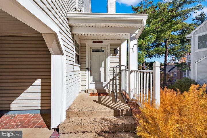 Property Photo: 2907 S Woodley Street C VA 22206