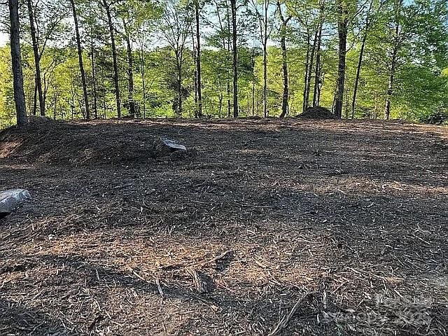 Property Photo: 8118 Summit Ridge Drive NC 28609