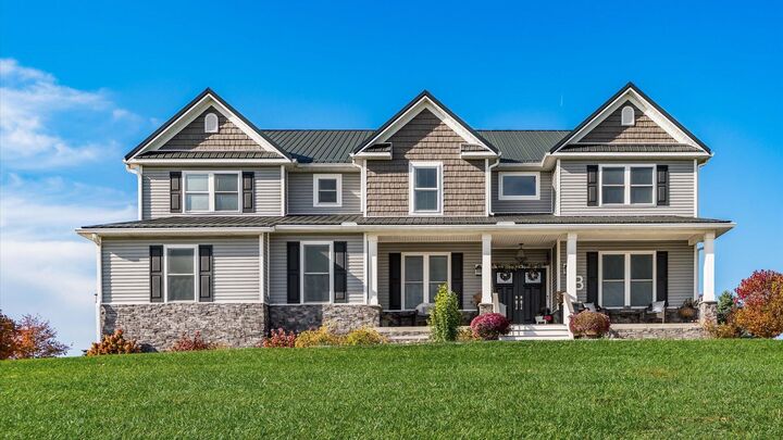 90 Louella Drive  Hebron OH 43025 photo