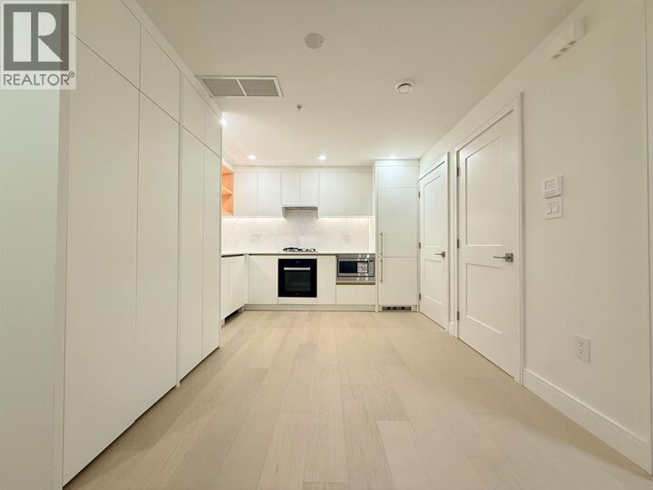 Property Photo:  918 West 32 Nd Avenue 101  BC V5Z 2K6 