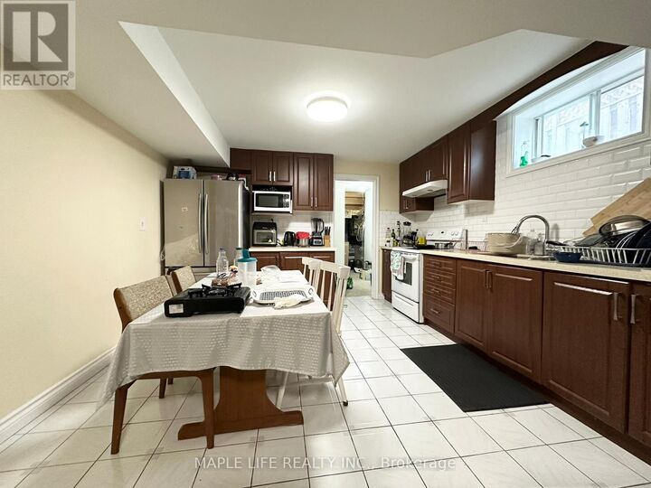 Property Photo:  68 Wedgewood Drive Bsmt  ON M2M 2H5 