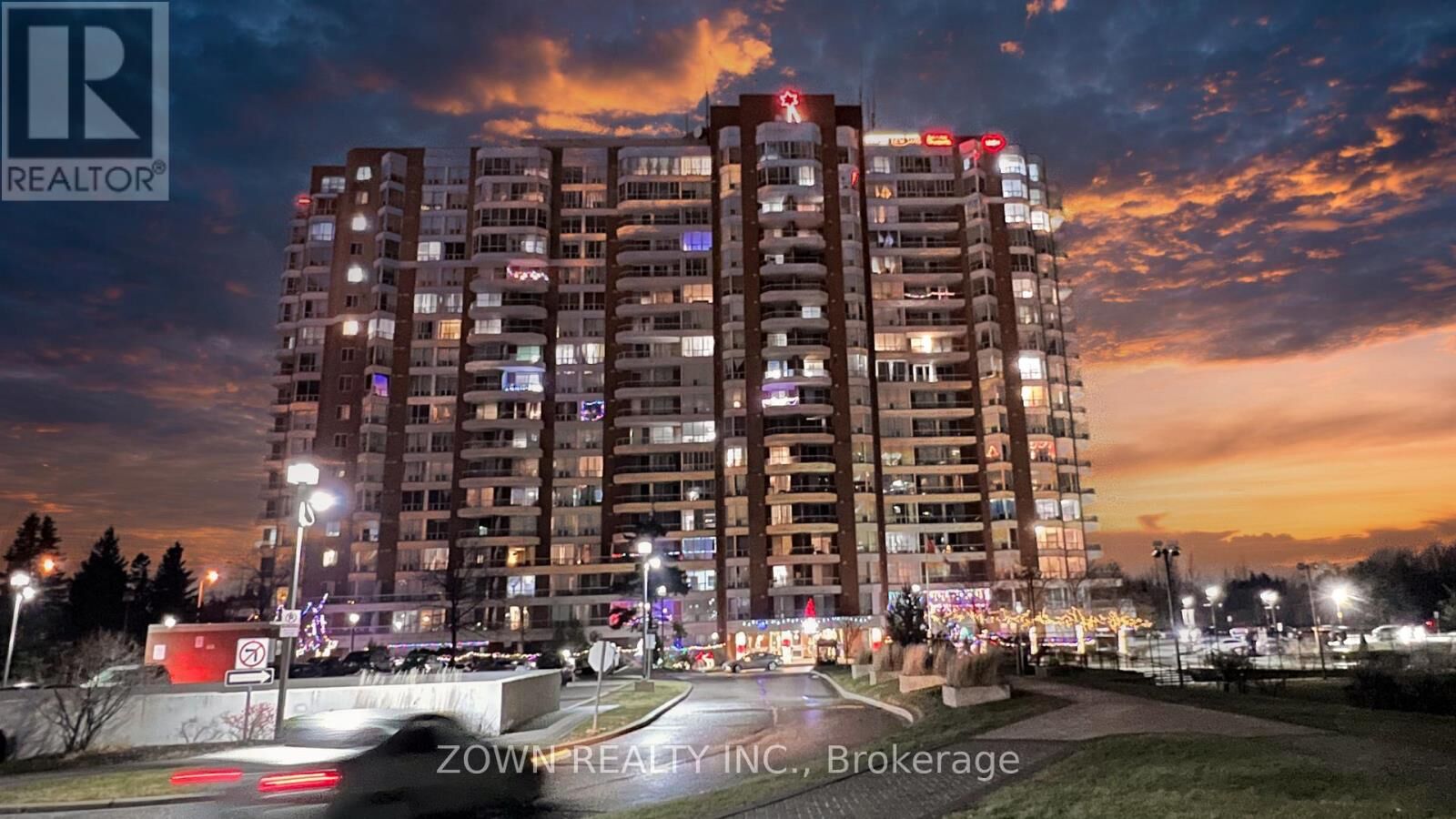 Property Photo:  430 McLevin Avenue 1608  ON M1B 5P1 